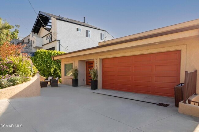 property at 5293 Calatrana Dr