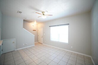2403 Hartsfield Rd in Tallahassee, FL - Building Photo - Building Photo