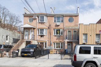 483 Maple St in Brooklyn, NY - Building Photo - Building Photo