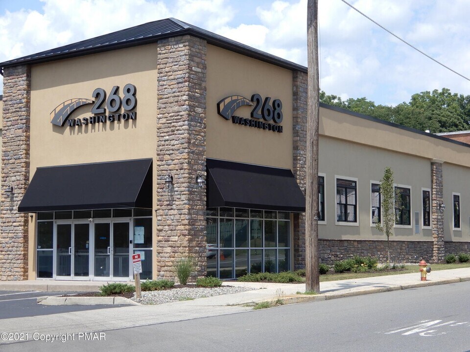 268 Washington St, Unit 205 in East Stroudsburg, PA - Building Photo