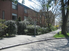 22 Bradbury St, Unit B Apartamentos