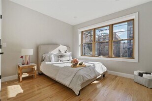 346 Communipaw Ave in Jersey City, NJ - Building Photo