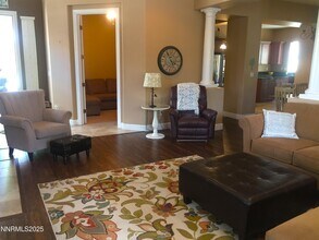 5939 Quintessa Ct in Sparks, NV - Building Photo - Building Photo