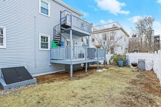 373 Washington St, Unit 2 in Cambridge, MA - Building Photo - Building Photo