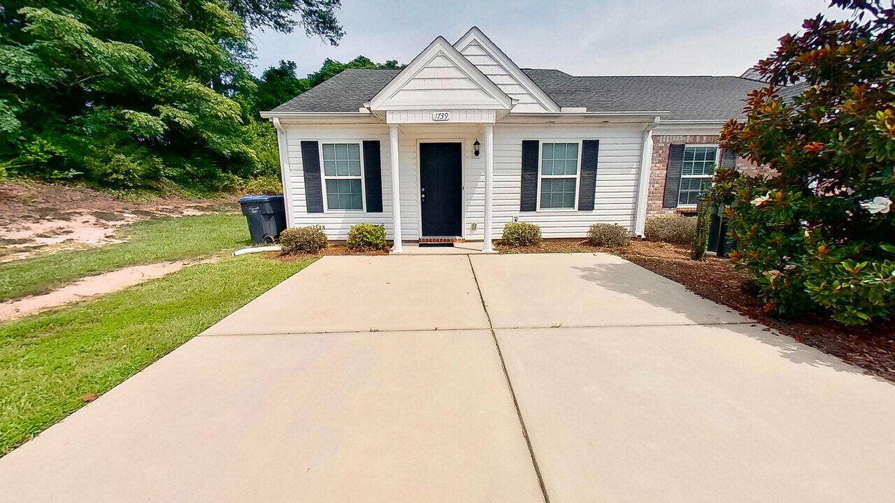 1739 Elizabeth St in Augusta, GA - Building Photo