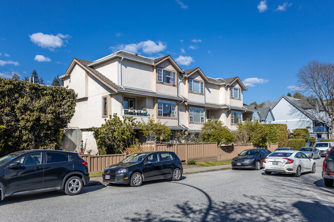 Heywood Lane Complex in North Vancouver, BC - Building Photo - Building Photo