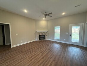 110 Madisonville Dr in Canton, MS - Building Photo - Building Photo