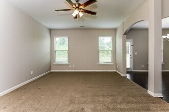 259 Magnaview Dr in Mcdonough, GA - Foto de edificio - Building Photo