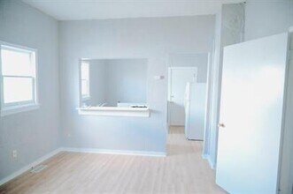 2405 Blondo St in Omaha, NE - Building Photo - Building Photo