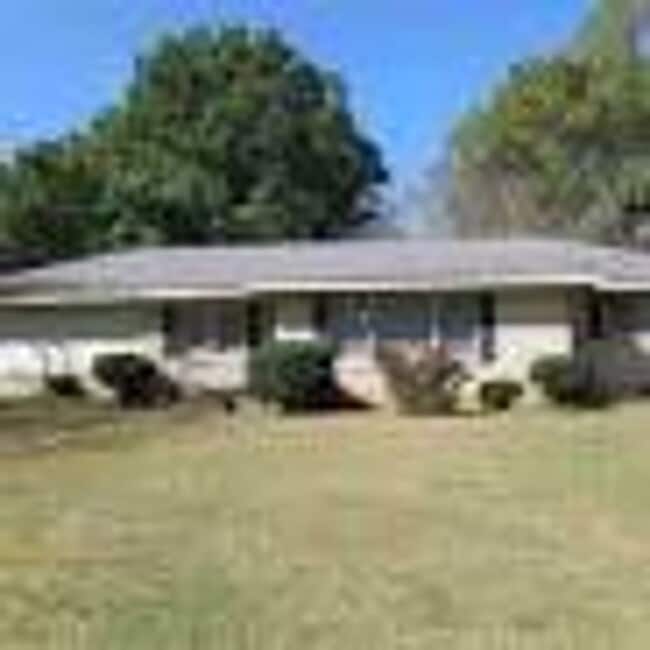 property at 41 Summar Dr