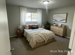 405 St Vrain Pl in Colorado Springs, CO - Building Photo - Building Photo