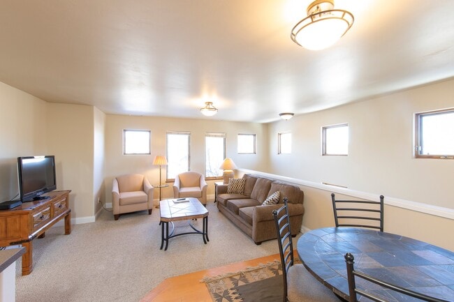 property at 627 N Bridge Dr