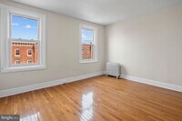 2932 W Girard Ave photo'
