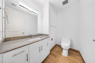 3265 Bird Ave in Miami, FL - Building Photo - Building Photo