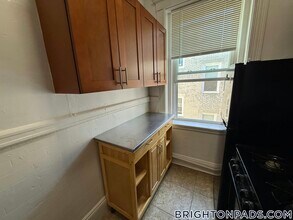 9 Egremont Rd in Boston, MA - Foto de edificio - Building Photo