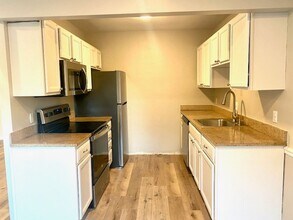 Linwood Towers in Cincinnati, OH - Foto de edificio - Interior Photo