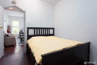 224 E 95th St-Unit -4-C in New York, NY - Building Photo - Building Photo