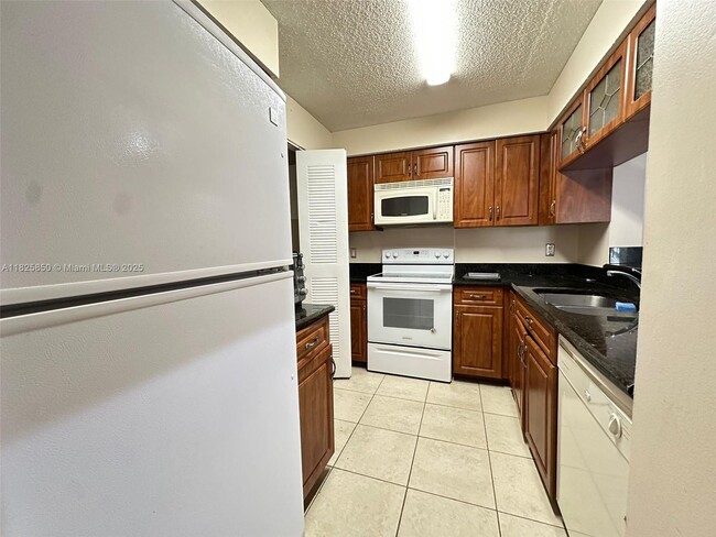 1231 SW 46th Ave