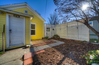 318 First Ave E in Three Forks, MT - Foto de edificio - Building Photo