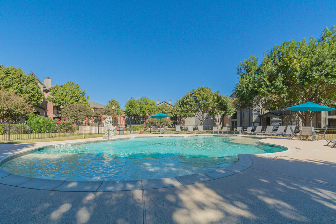 Fountains of Denton in Denton, TX - Foto de edificio