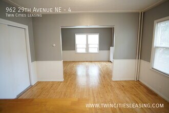 962 29th Ave NE in Minneapolis, MN - Building Photo - Building Photo