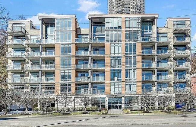 property at 8125 River Rd