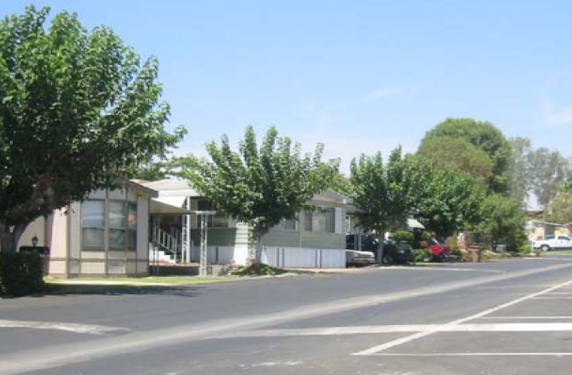 Kern Mobile Home Community 163 Spaces in Bakersfield, CA - Building Photo