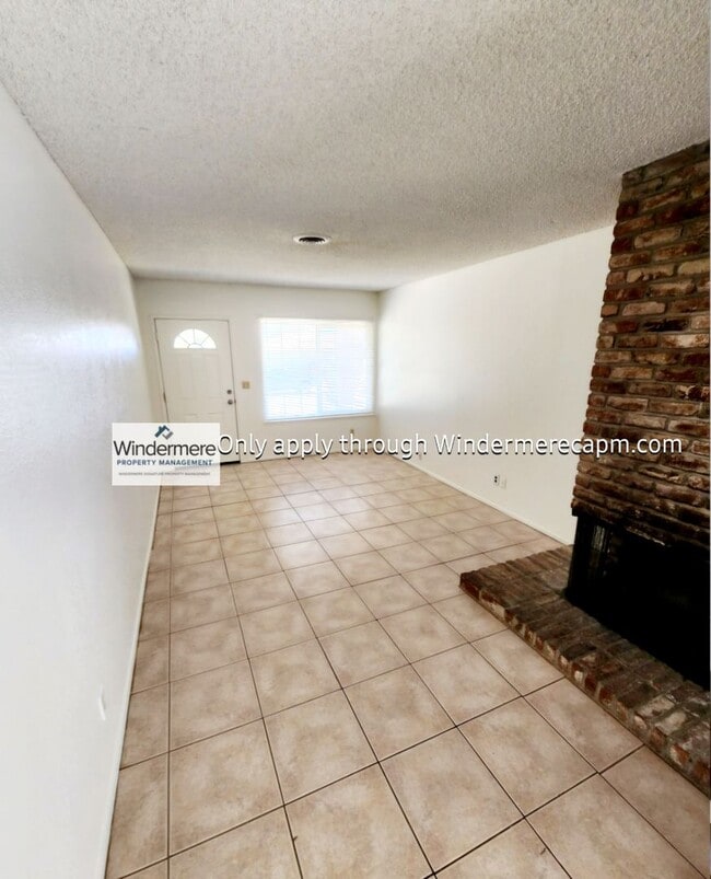 6615-6615 Gold Run Ave in Sacramento, CA - Building Photo - Building Photo