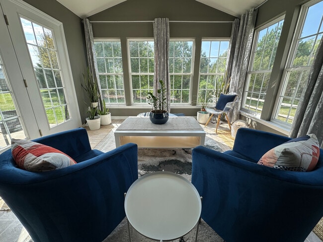 property at 5035 Sunburst Ln