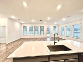 18330 Tiger Flowers Dr in Conroe, TX - Building Photo - Building Photo