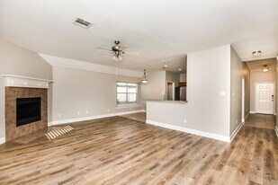 4409 Rockmill Trail in Fort Worth, TX - Building Photo - Building Photo