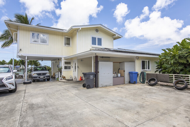 44-725-2 Kaneohe Bay Dr in Kaneohe, HI - Building Photo - Building Photo