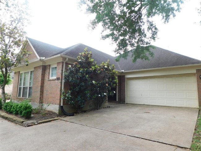 4211 Creek Hollow Ln in Missouri City, TX - Building Photo - Building Photo