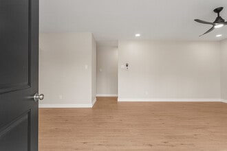 1710 Crescent Dr in Champaign, IL - Foto de edificio - Building Photo