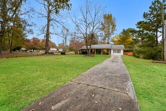 3805 Nebo Rd in Hiram, GA - Building Photo - Building Photo