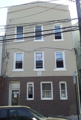 313 5th St in Union City, NJ - Building Photo - Building Photo