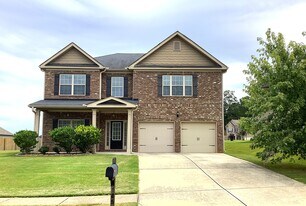 185 Rosemoore Dr in Covington, GA - Building Photo
