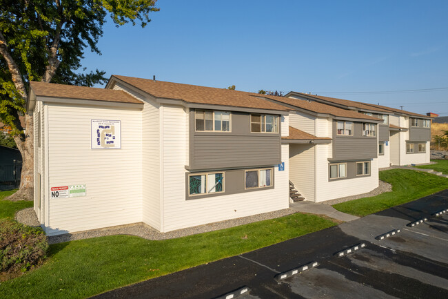 Parc 48 in Kennewick, WA - Foto de edificio - Building Photo
