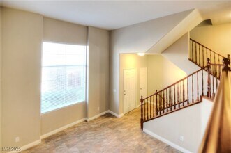 1512 Faldo St in Las Vegas, NV - Foto de edificio - Building Photo