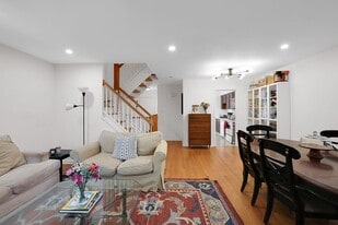 3001 20th Ct S in Arlington, VA - Building Photo