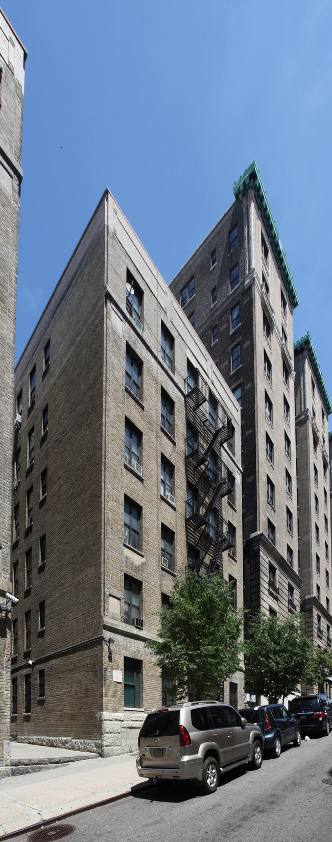 615 W 150th St in New York, NY - Foto de edificio - Building Photo