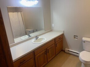 2801 Garners Creek Ct in Kaukauna, WI - Building Photo - Building Photo