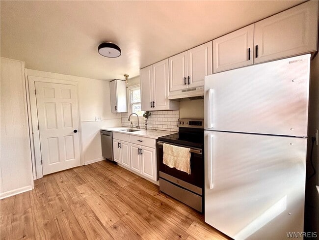 142 Ellen Dr in Cheektowaga, NY - Building Photo - Building Photo