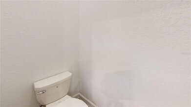 7773 Lakes Edge Ln in Port Charlotte, FL - Building Photo - Building Photo