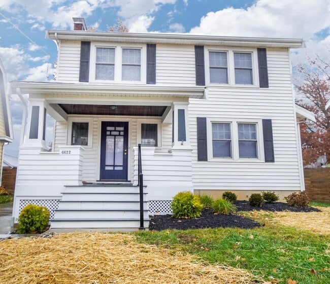 6622 Bramble Ave in Cincinnati, OH - Building Photo - Building Photo