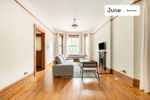 3508 N Sheffield Ave in Chicago, IL - Building Photo