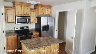 521 Countryside Ave in Rexburg, ID - Building Photo - Building Photo