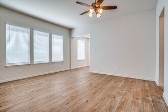 9325 Buckeye Bnd in Little Elm, TX - Building Photo - Building Photo