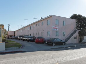 7010 Hood Ave Apartments Huntington Park Ca For Rent Building Photo 7010 Hood Ave Apartments In Huntington Park