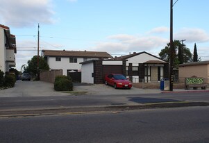 4409 Clairemont Dr in San Diego, CA - Building Photo